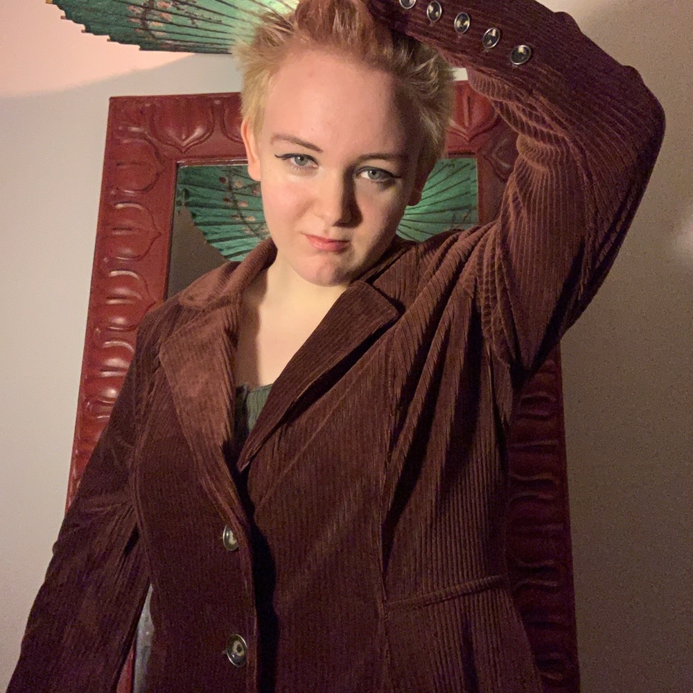 Simply Noelle rust corduroy coat